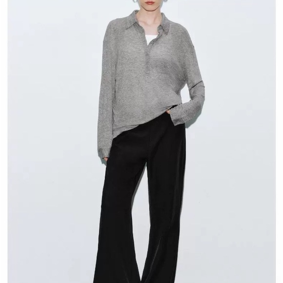 Urban Revivo Black Flared Women's Pants - Picture 2 of 4